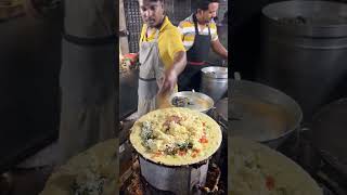 Indian pizza india food asianfood streetfoodasiaindianfood yummy [upl. by Eralcyram489]