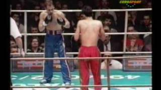 Kickbox Profi WM 1993  Michael Kuhr vs Boullem Bellani 14 ISKA IKBF [upl. by Malo]