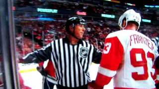 Franzen Takes Kanes Mouthguard [upl. by Merridie]