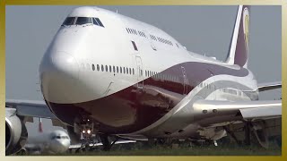 SUPER CLOSE UP QATAR VIP Boeing 747 Departure [upl. by Huberman]