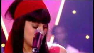 Lily Allen  Smile  Live [upl. by Yasmin]