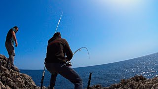 ¡¡NO ESPERABA ESTAS BESTIAS AQUÍ Pesca a FONDO en ACANTILADOS ALTOS 2Toni flipaba jajaja [upl. by Towers]