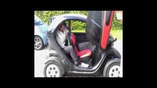 Twizy test the passenger seat [upl. by Adalia708]