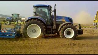 new holland T7070 autocommand en T7040 oudenaarde [upl. by Suoivatnom]