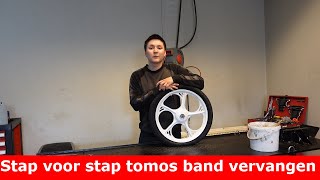 Tomos band vervangen how to brommer band vervangen [upl. by Alcine]