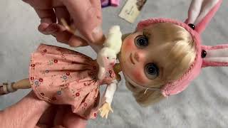 Box opening of a Middie Blythe doll  Mindy 🌸 [upl. by Nylg]