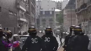 DES CRS SE GAZENT A la gazeuse en gel 1er Mai [upl. by Korten646]