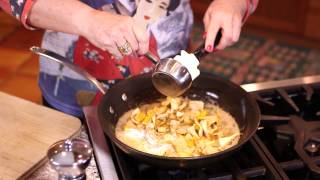 Chanterelles with Pasta [upl. by Mufinella]