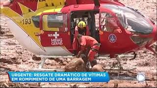 Corpo de Bombeiros faz resgate dramático de vítimas do rompimento de barragem [upl. by Anih282]