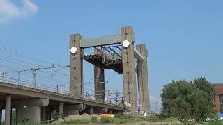 Openen spoorbrug Gouda [upl. by Charin]