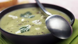 Recette  Soupe de courgettes au Thermomix [upl. by Grof]