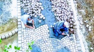 LAYING COBBLES TRADITIONAL ARC PATTERN NATURAL CUBE STONES CARPET TECHNIQUE GRITSTONE SETTS PRO [upl. by Leddy834]