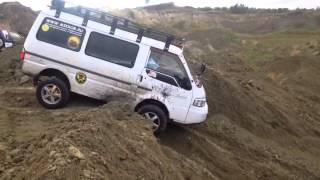 Nissan vanette 4x4 offroad [upl. by Combe]