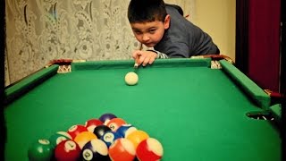 4 Year Old Kid Play Pool Prodigy [upl. by Falda]