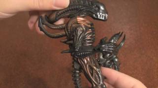 General Lotz Reviews Scorpion Alien Kenner Action Figure [upl. by Locke]