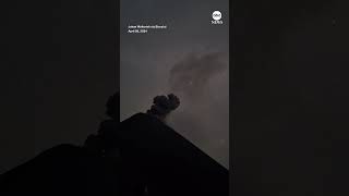 Lightning bolt strikes volcano in Guatemala [upl. by Adnuhsal]