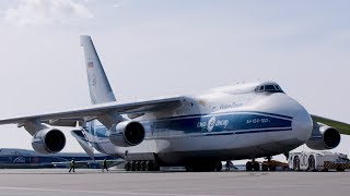 Antonov 124 vervoert satellietonderdelen vanaf Schiphol [upl. by Beitz]