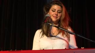 Jillette Johnson  quotCreepquot Radiohead cover Live in San Diego 11613 [upl. by Donelson]