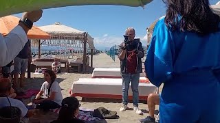 Protesta al Twiga concessioni scadute quotTutte le spiagge sono liberequot [upl. by Arlen]