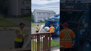 How bulk garbages collected in Canada 🇨🇦 garbagetruck trashtruck smashing wastecollection [upl. by Beberg]