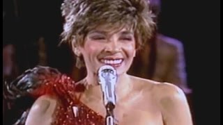 Shirley Bassey  When Youre Smiling 1987 Live in Berlin [upl. by Gibeon]