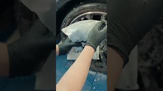 Nettoyage jantes cars automobile tutodetailing formationdetailing carcleaning details [upl. by Jacob992]