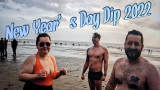 Barry Island New Years Day dip Welcome to 2022 [upl. by Marvin]