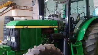 Tractor John Deere 6403 4x4 VENDIDO [upl. by Nedearb]