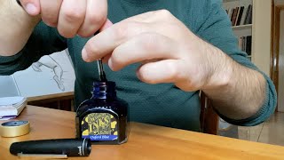 How to fill a cartridgeconverter A beginners guide to fountain pens [upl. by Hctud]