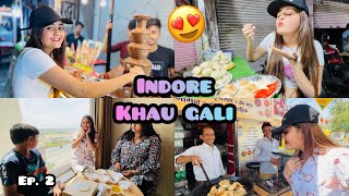 Indore Ki Khau Gali Ka Street Food Bindass Kavya Food Vlogger Family Summer Vacation [upl. by Hickey]