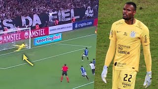 Carlos Miguel pegou pênalti e ainda nocauteou Fábio Santos e Giuliano 🤣  Corinthians x Liverpool [upl. by Bonnibelle]