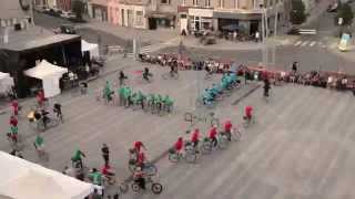 Chorégraphie collective à vélo Flashmob La Louvière 19914 [upl. by Ortiz]