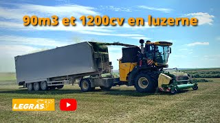 90m3 et 1200cv en ensilage de luzerne 😱 [upl. by Anirbaz]