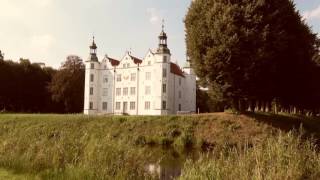 Ahrensburger Park und Schloss Ahrensburg in SchleswigHolstein [upl. by Nowtna]