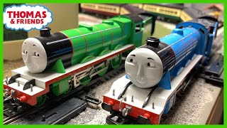 Gordon amp Henry Long Express Train  Bachmann and Hornby Thomas amp Friends Train [upl. by Siubhan289]