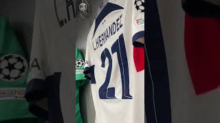 👕 Inside the Parisian dressing room 👀 UCL BVBPSG [upl. by Aryan]