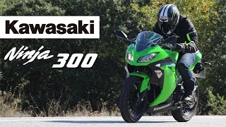 Kawasaki Ninja 300 2017 Prueba a fondo Full HD [upl. by Krutz]