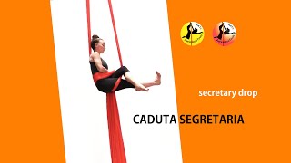 Tessuto aereo caduta segretaria  Aerial silk secretary drop [upl. by Bergwall]