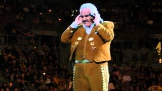 Vicente Fernandez cantando en vivo Estos Celos en Las Vegas [upl. by Best]