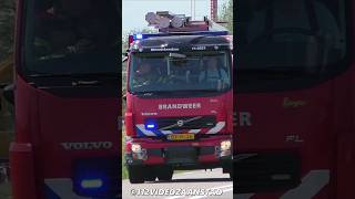 Brandweer Monnickendam naar een flink gaslek in Volendam feuerwehr firebrigade 112 911 [upl. by Mackoff453]