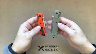 Benchmade Bugout vs Mini Bugout [upl. by Bernard]