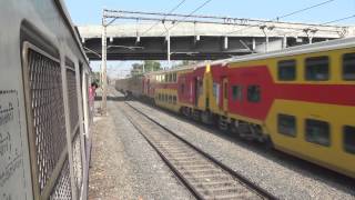 Ahmedabad Mumbai Central Double Decker Ac Express Aggressively skipping Virar [upl. by Kory]