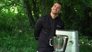 Damiano Carrara presenta Kenwood Titanium Chef Baker XL a Bake Off Italia 2021 [upl. by Ellenid]