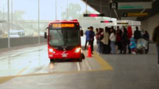 TRANSMILENIO ¡Sistema ambientalmente sostenible [upl. by Kenwood494]