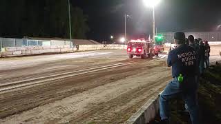 Sparkles the lifted detroit powered firetruck pulling at Seymour 2500rpm screaming [upl. by Fidole]