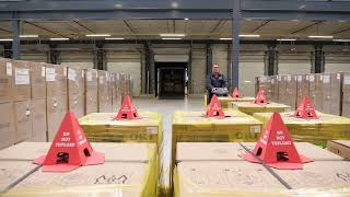 Novoferm levert levellers poorten shelters voor Green Mountains Logistics Park [upl. by Swarts]