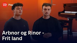 Arbnor og Rinor synger ’Frit land’ – Ulige Numre Bootcamp  X Factor 2024  TV 2 [upl. by Ariem817]