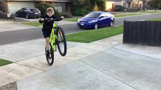 GT Aggressor mountain bike wheelies [upl. by Leehar398]