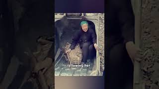 Kind Workers Use Excavator to Assist Elderly Woman [upl. by Leeth]