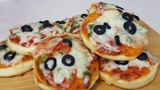 Mini pizza ميني بيتزا  YumDelights01 [upl. by Hannon]